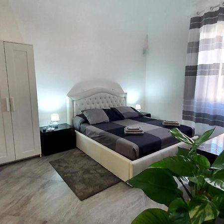 Rooms Cris Pisa Exteriör bild