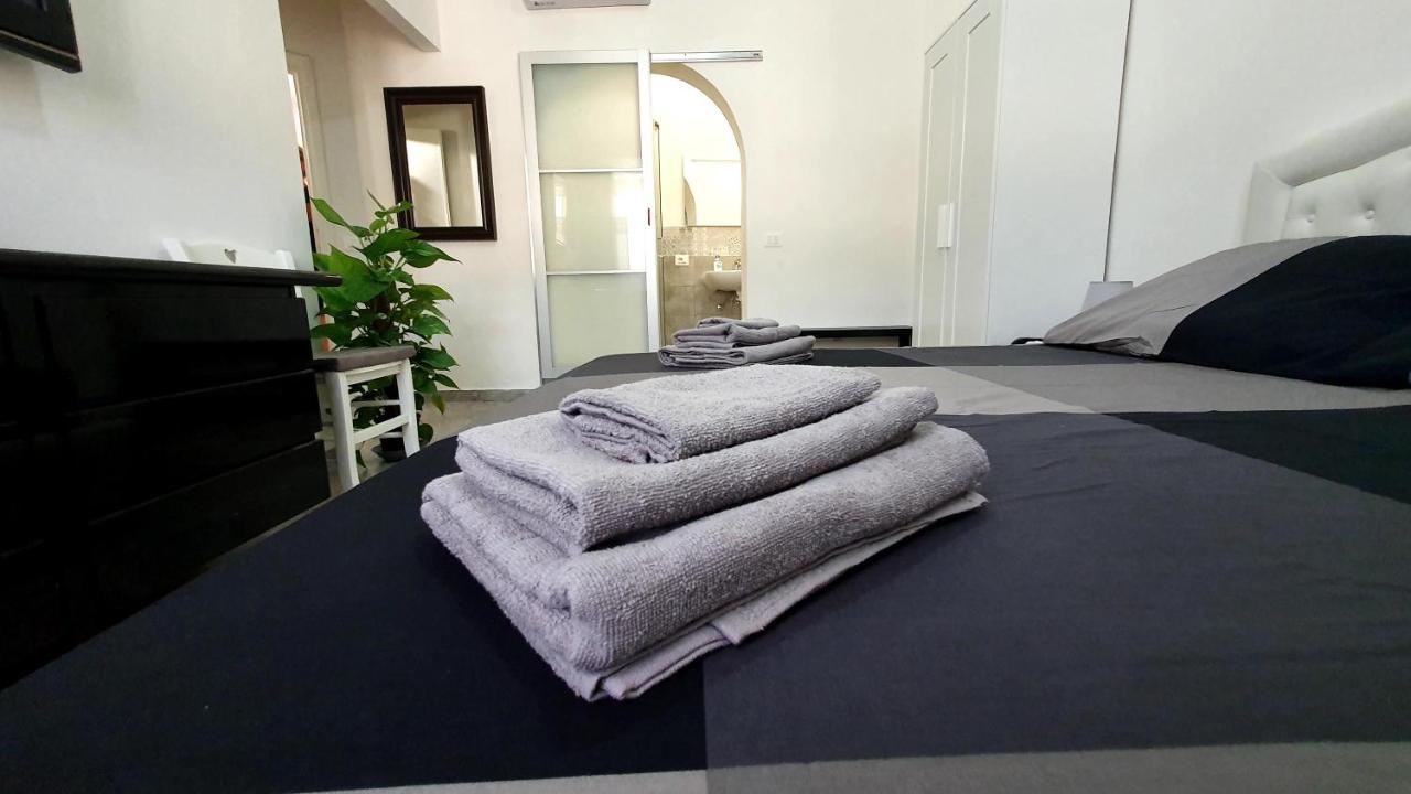 Rooms Cris Pisa Exteriör bild